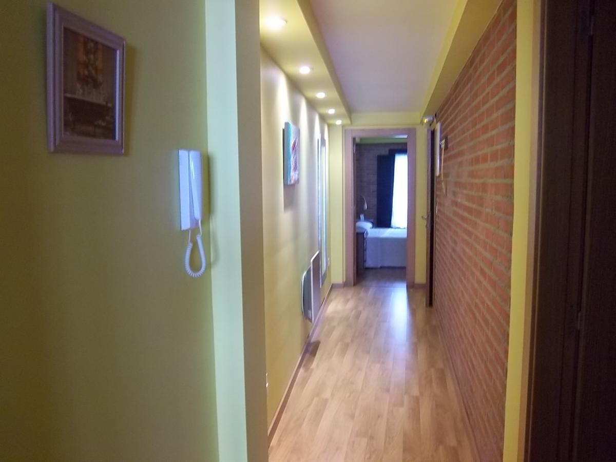 Apartamentos Entrepalacios Aviles Ngoại thất bức ảnh